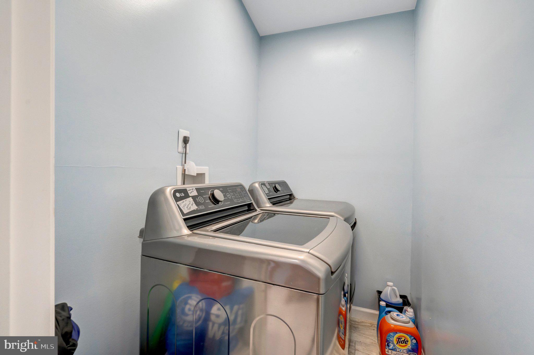 5910 Flanders Street Springfield, VA 22150 - Photo 27 of 40 Laundry Room