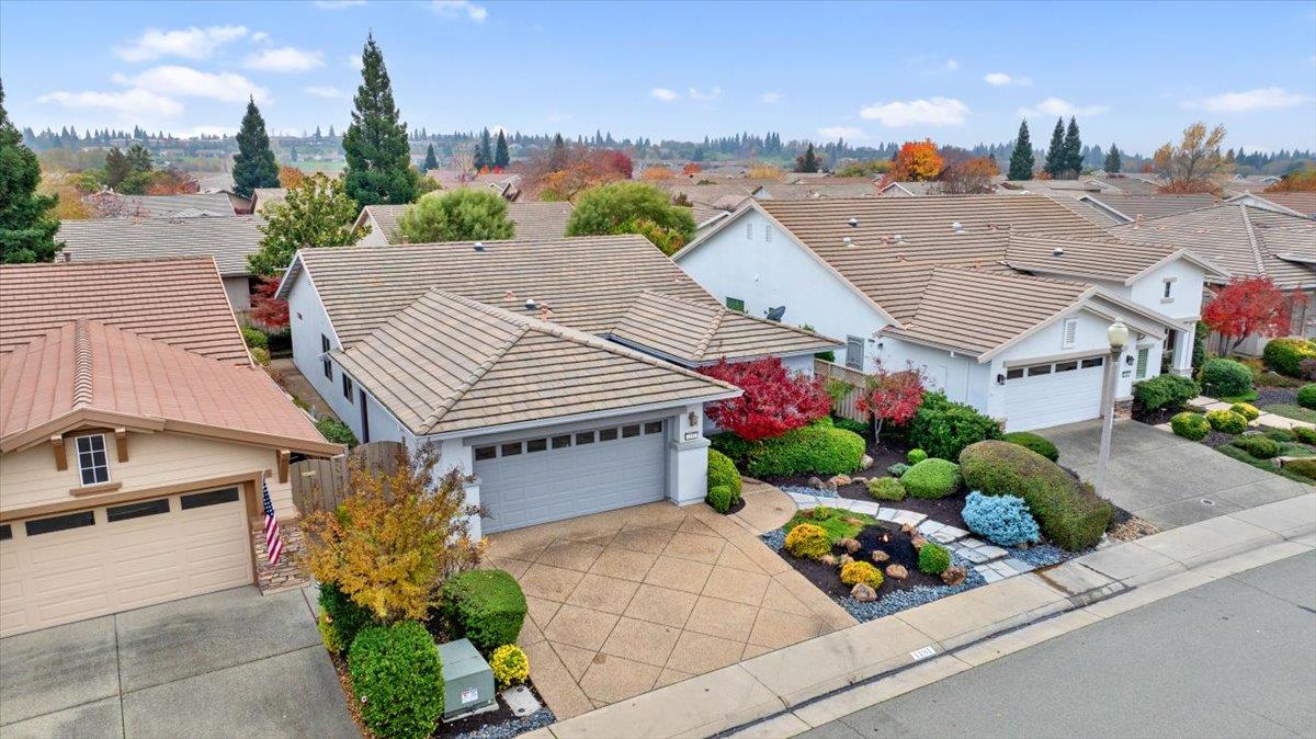 1181 Segolily Lane Lincoln, CA 95648 - Photo 29 of 31 a front view of a house with a yard and street