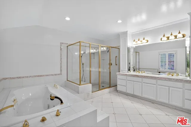 a view of a yard with trees