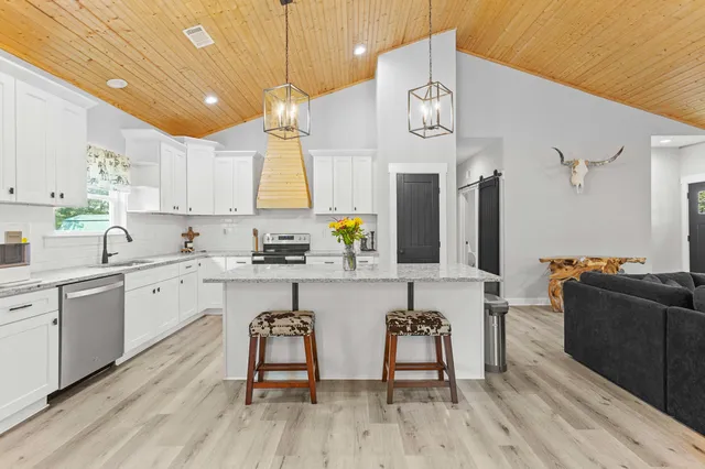 $405,000 | 1691 Bennett Circle, Holly Hill, SC 29059