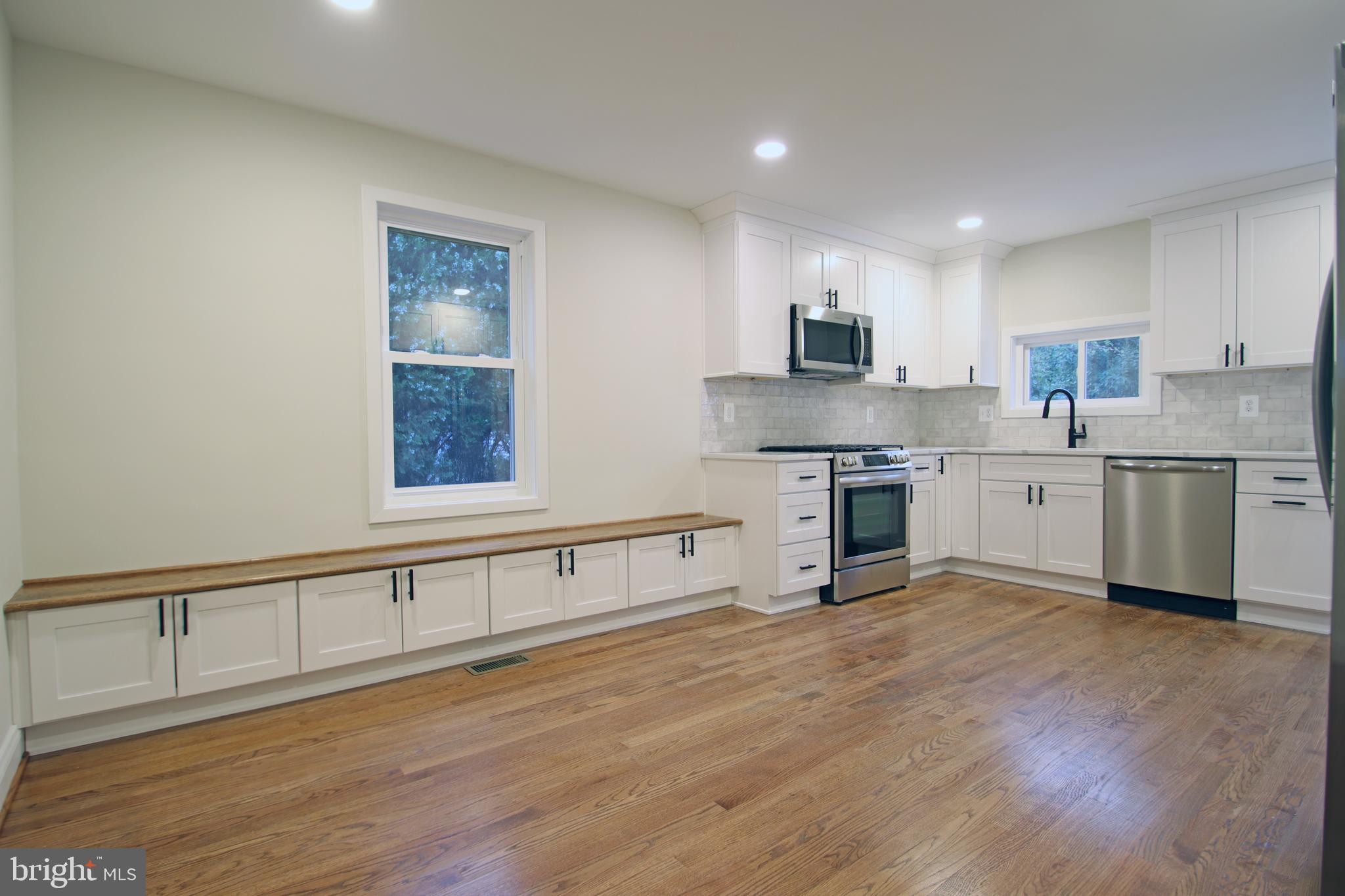 26 Belfast Road Lutherville-Timonium, MD 21093 - Photo 6 of 26 Gallery Image 6
