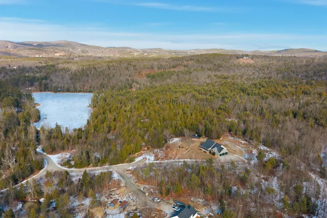 $999,000 | 41 Cooper Lane, Lyndeborough, NH 03082