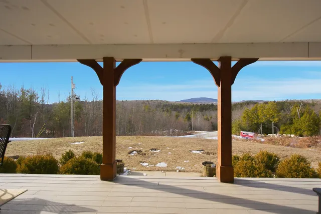 $999,000 | 41 Cooper Lane, Lyndeborough, NH 03082