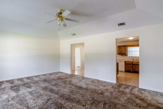 1503 Mulberry Lane Foley, AL 36535 - Photo 4 of 21 1503 Mulberry Ln