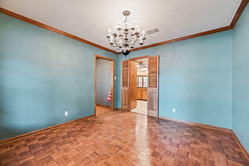 714 West Lamberth Road Sherman, TX 75092 - Photo 11 of 40 Gallery Image 11