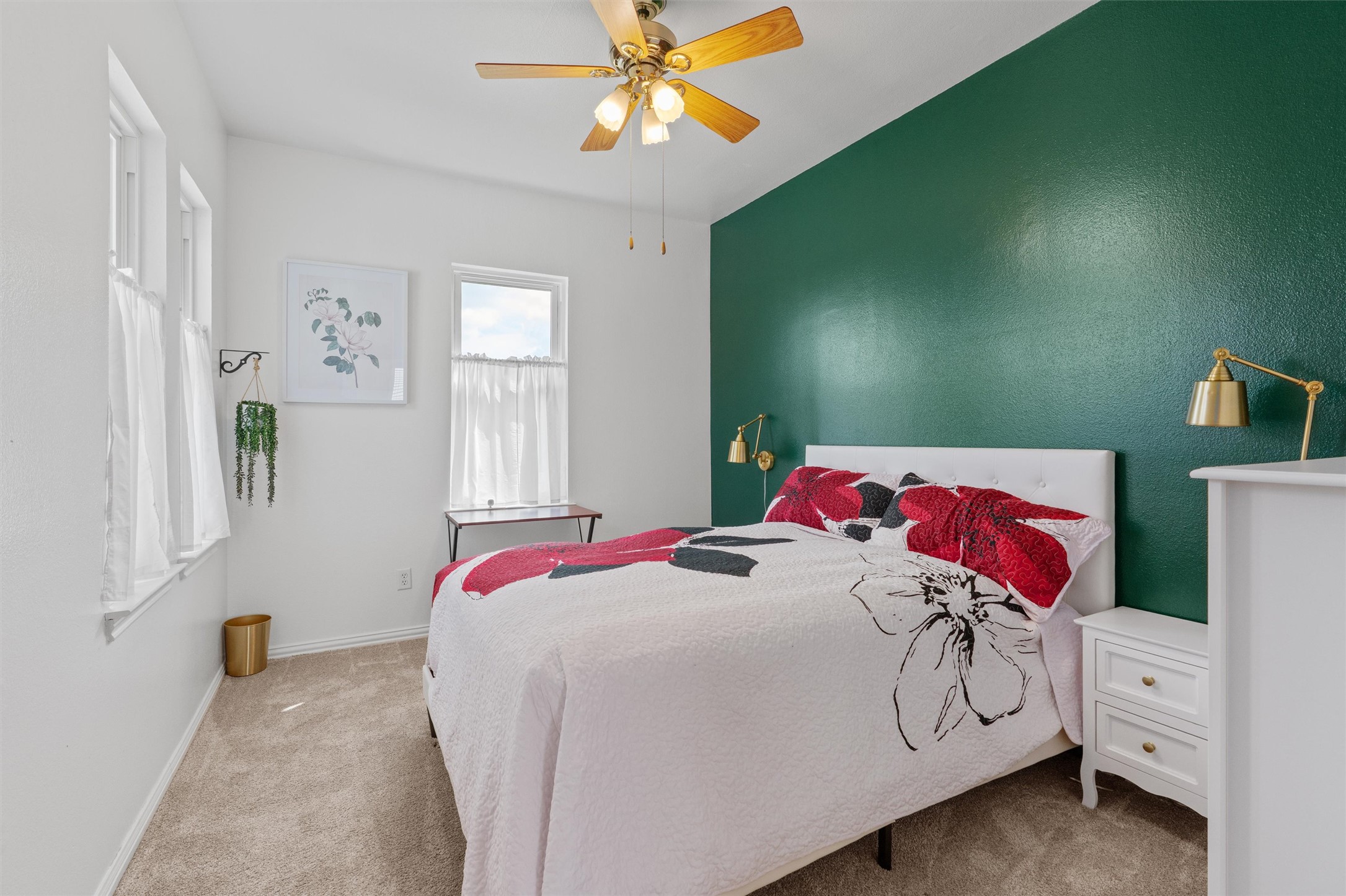 768 Upper Elgin River Road Elgin, TX 78621 - Photo 25 of 40 Bedroom #2 with beautiful touches