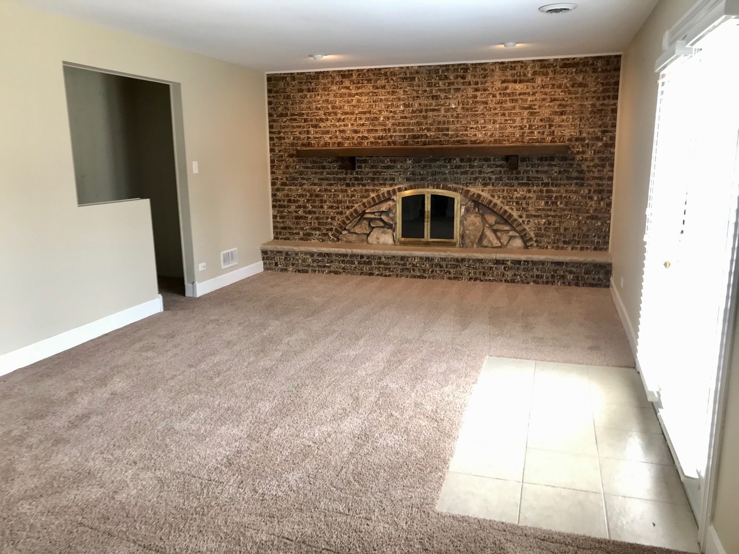 15616 Pine Road Oak Forest, IL 60452 - Photo 14 of 31 Gallery Image 14