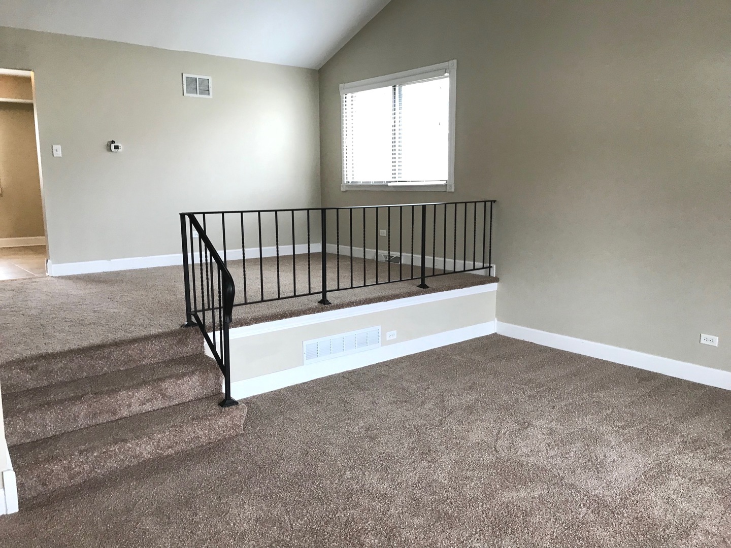 15616 Pine Road Oak Forest, IL 60452 - Photo 6 of 31 Gallery Image 6