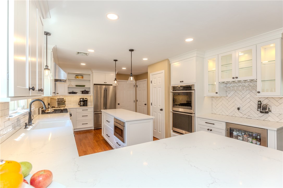 178 Thunder Trail Cranston, RI 02921 - Photo 11 of 49