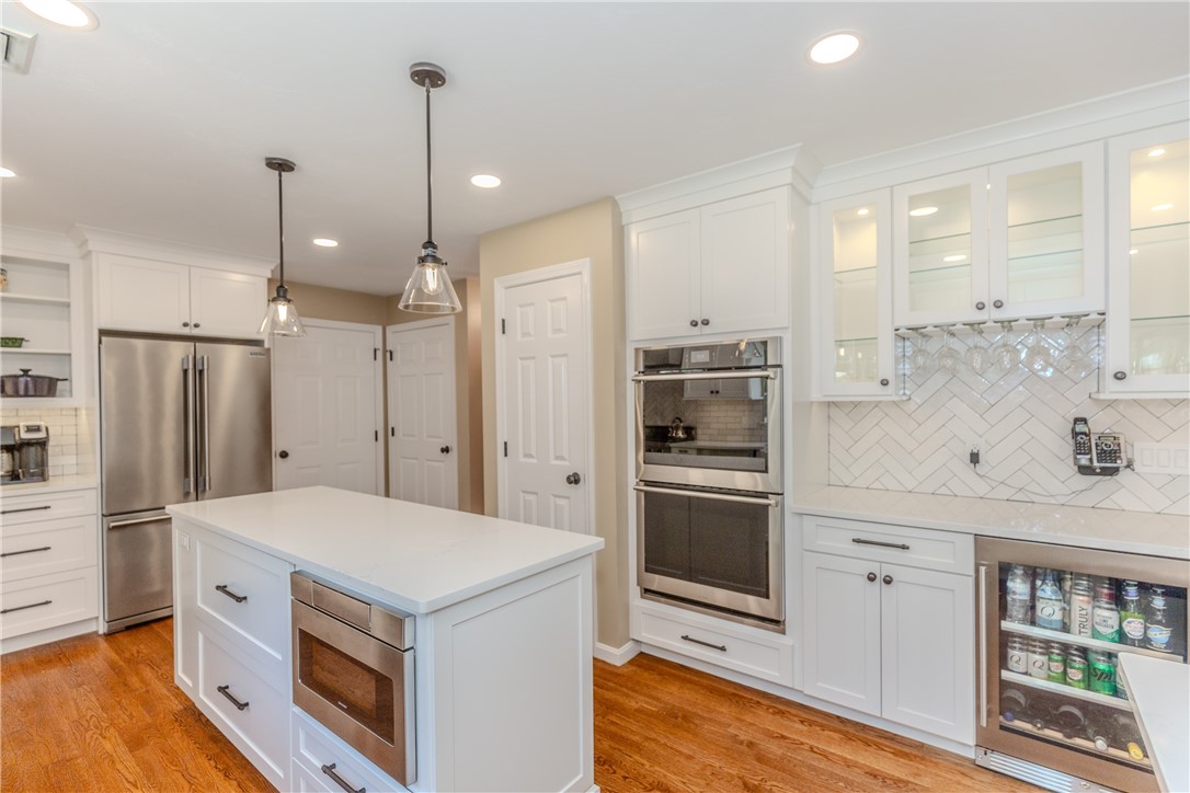 178 Thunder Trail Cranston, RI 02921 - Photo 15 of 49