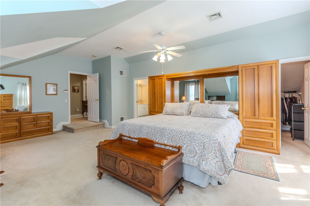 178 Thunder Trail Cranston, RI 02921 - Photo 19 of 49