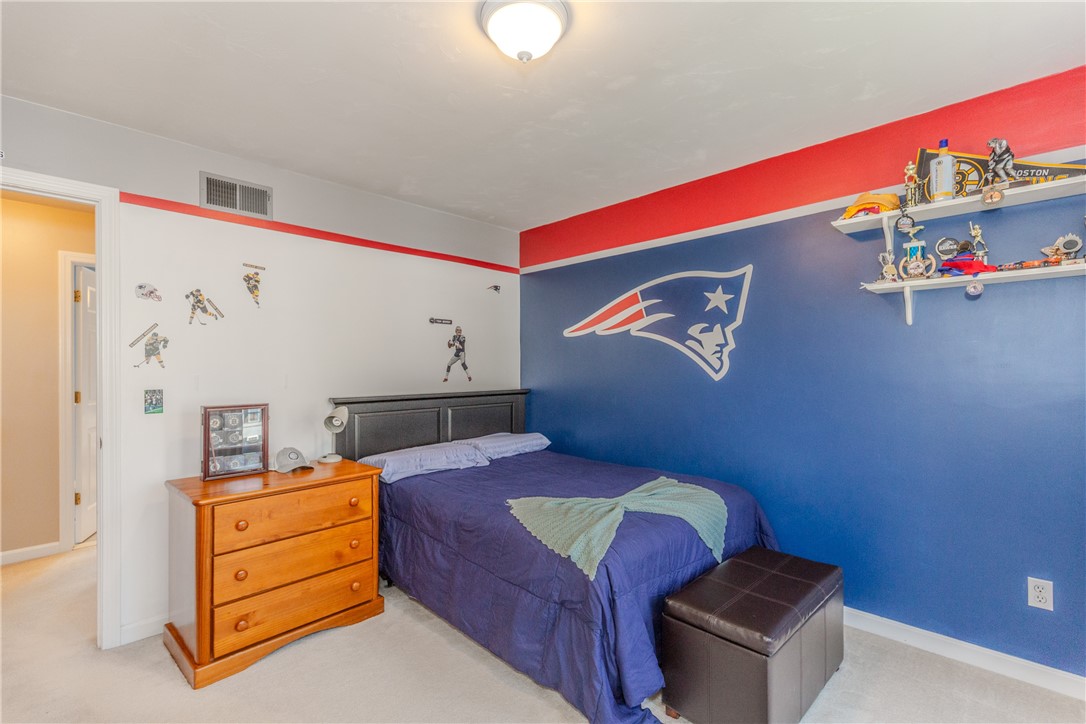 178 Thunder Trail Cranston, RI 02921 - Photo 29 of 49