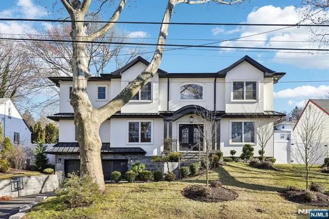 $2,399,000 | 298 Buttonwood Drive, Paramus, NJ 07652