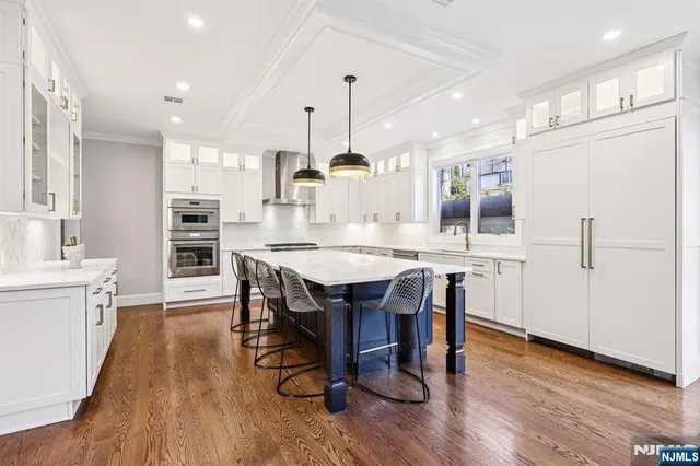 $2,399,000 | 298 Buttonwood Drive, Paramus, NJ 07652