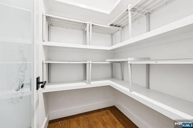 $2,399,000 | 298 Buttonwood Drive, Paramus, NJ 07652