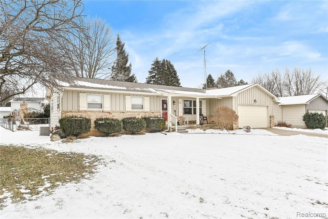 5081 Middleboro Road Grand Blanc, MI 48439 - Photo 19 of 25 CNG_6791.jpg
