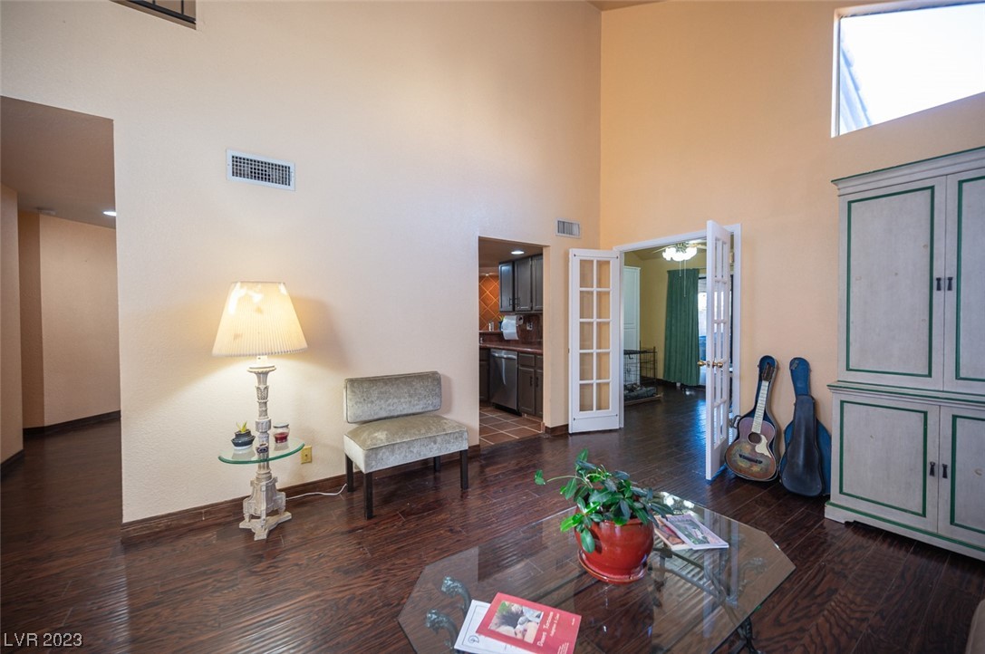 2706 Knightsbridge Road Henderson, NV 89074 - Photo 7 of 31 Gallery Image 7
