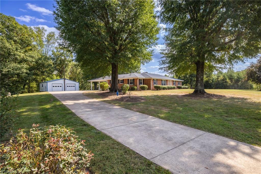 227 Cardinal Road Madison, NC 27025 - Photo 2 of 34