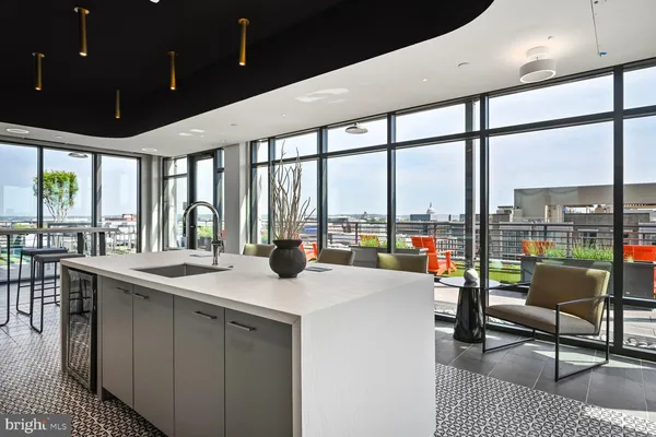 $2,725 | 950 3rd Street Northwest, Unit 1205, Washington, DC 20001