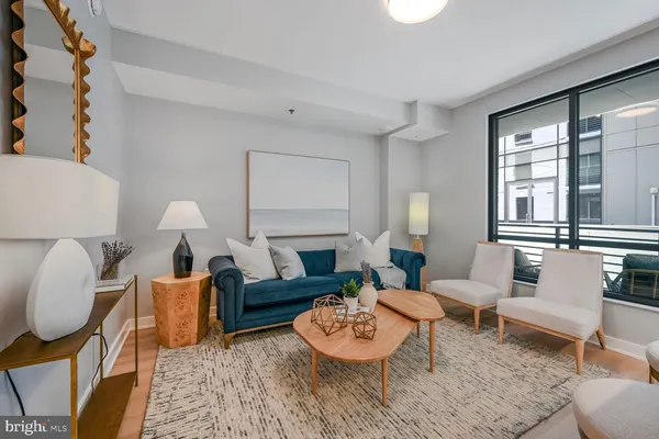 $2,725 | 950 3rd Street Northwest, Unit 1205, Washington, DC 20001