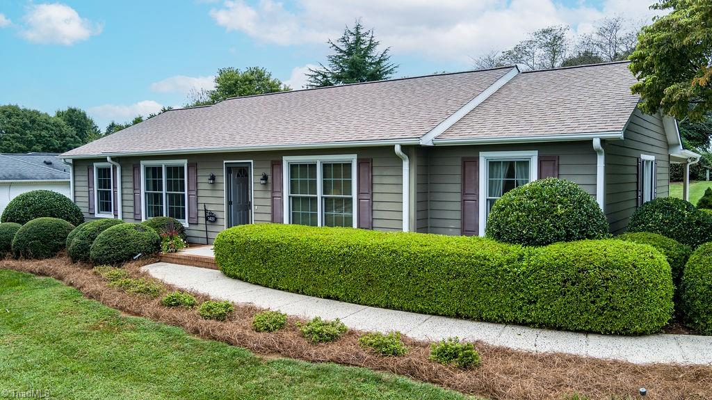 1451 South Peace Haven Road Clemmons, NC 27012 - Photo 2 of 23