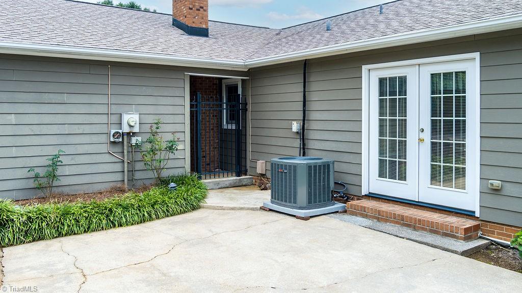 1451 South Peace Haven Road Clemmons, NC 27012 - Photo 22 of 23