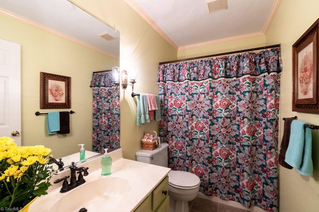 1451 South Peace Haven Road Clemmons, NC 27012 - Photo 9 of 23