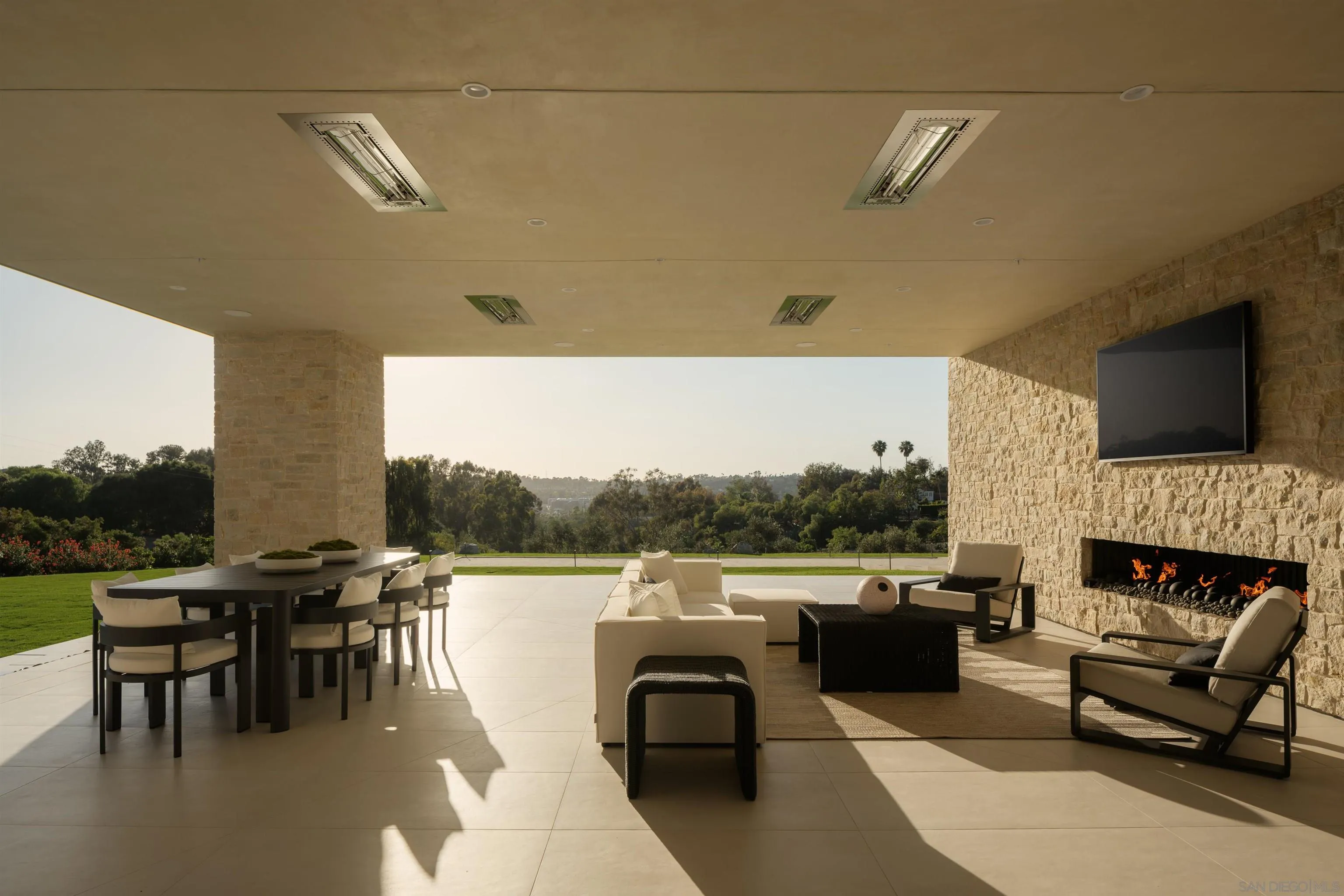 17650-52 Los Morros Rancho Santa Fe, CA 92067 - Photo 32 of 44 Patio/Deck