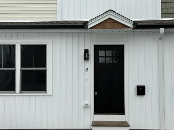 $499,900 | 2907 Post Road, Unit 8, Warwick, RI 02886