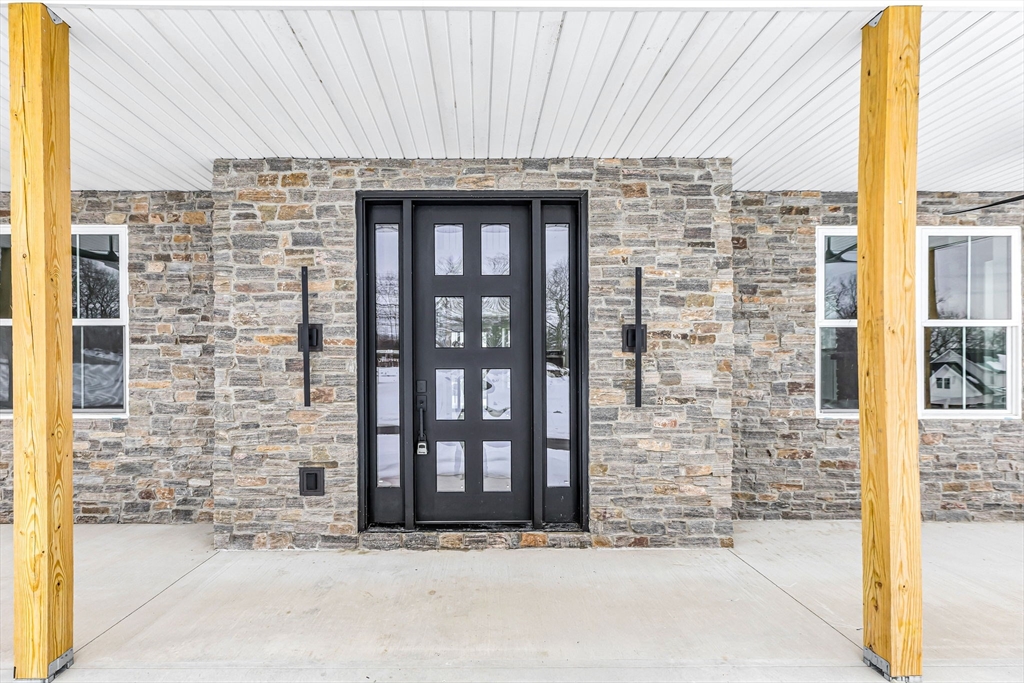 44 Balsam Hl Road Ludlow, MA 01056 - Photo 6 of 42