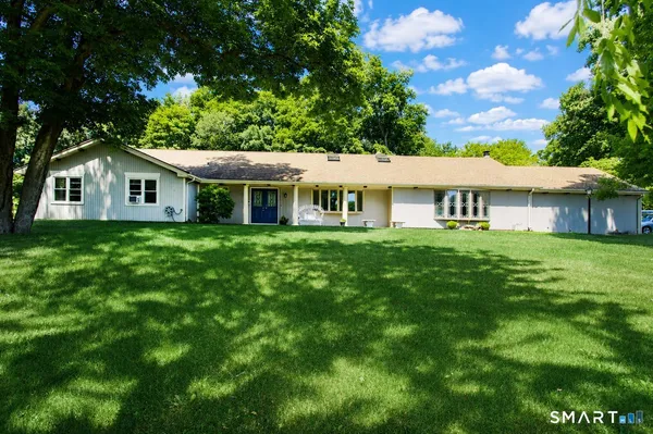 $710,000 | 11 Lily Lane, Shelton, CT 06484