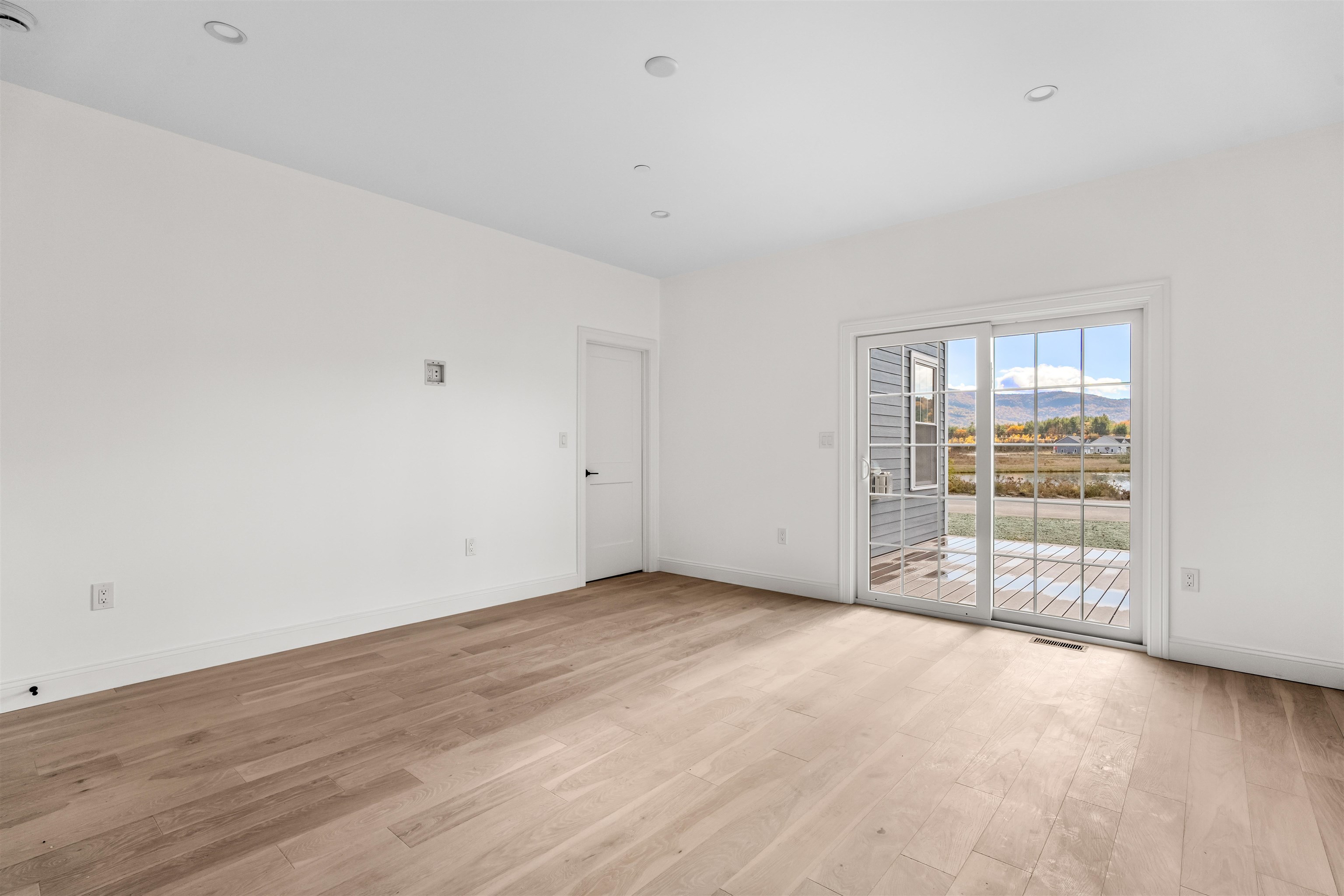 8 Benjamin Lane, Unit 35 Thornton, NH 03285 - Photo 18 of 37