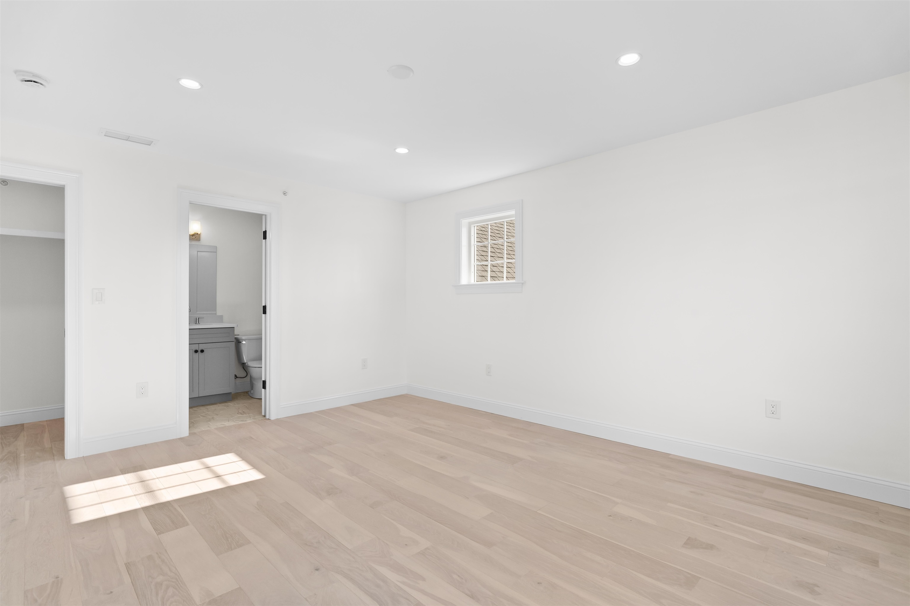 8 Benjamin Lane, Unit 35 Thornton, NH 03285 - Photo 27 of 37