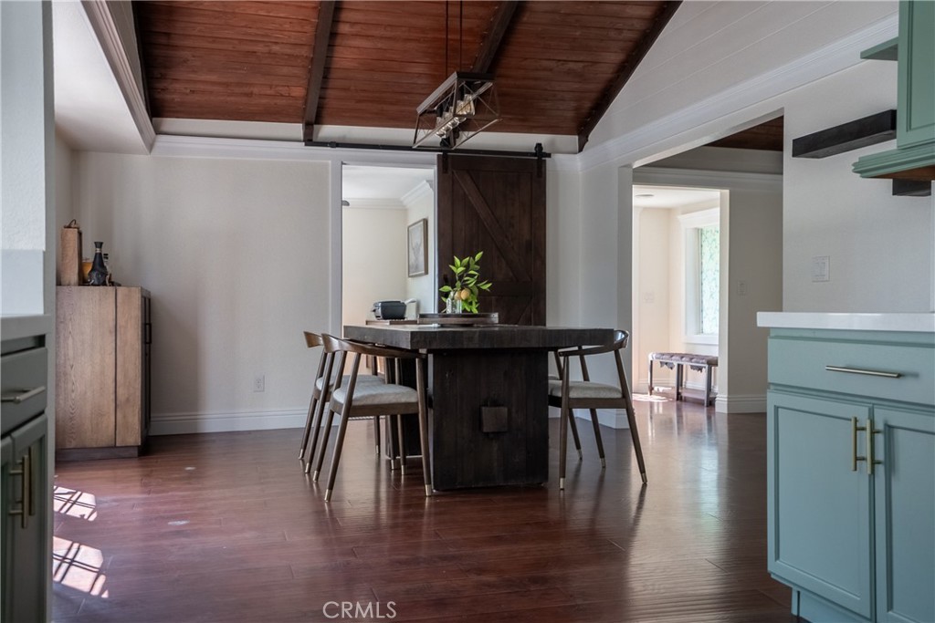 2988 Brockton Avenue Riverside, CA 92501 - Photo 8 of 23