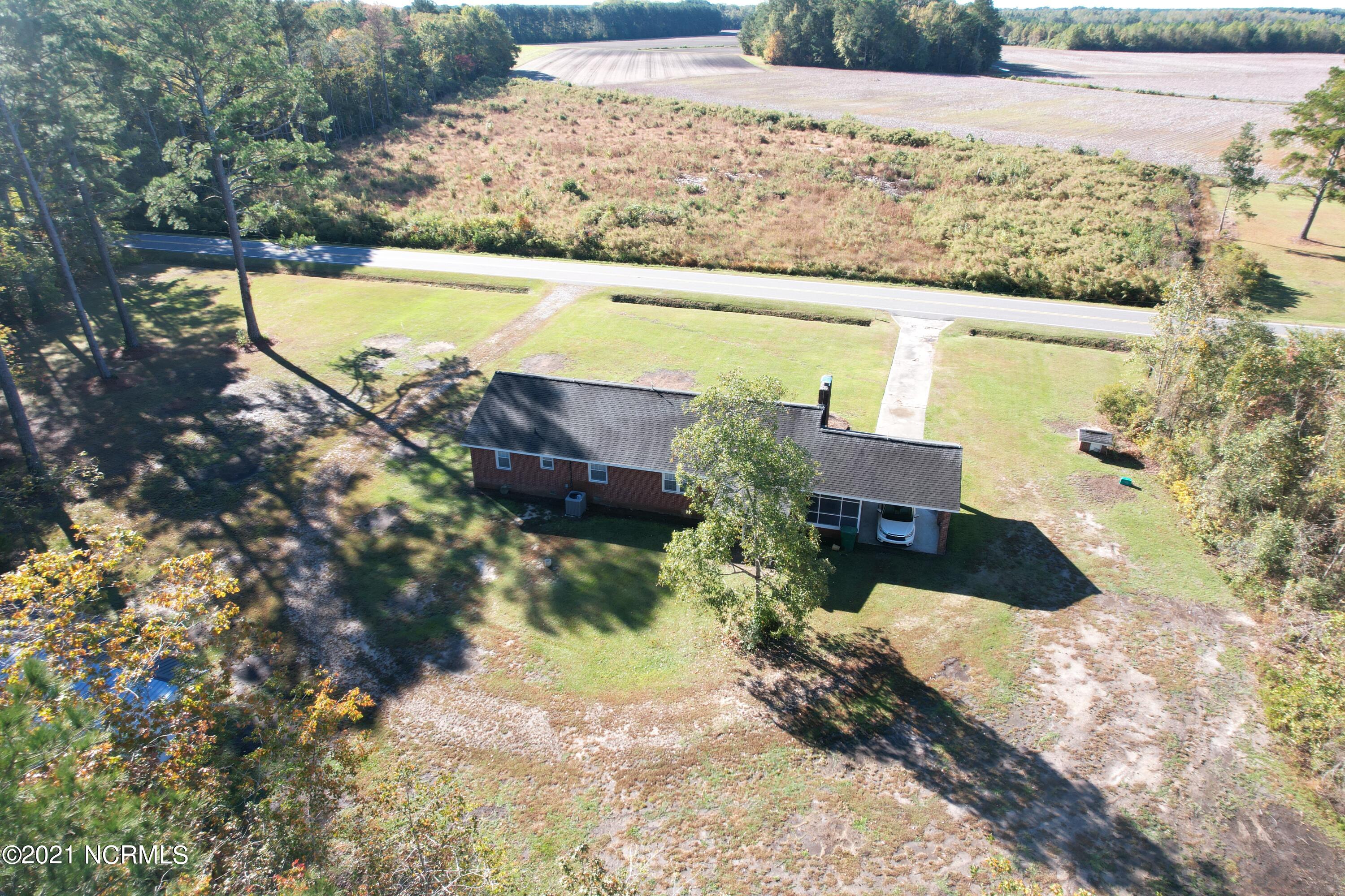 2829 Joe Mobley Road Williamston, NC 27892 - Photo 5 of 24 Exterior