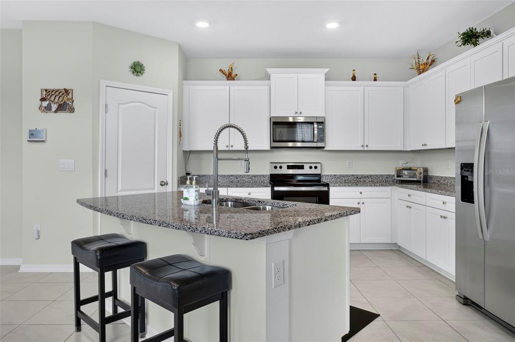 122 Redbud Road Palm Coast, FL 32137 - Photo 13 of 48