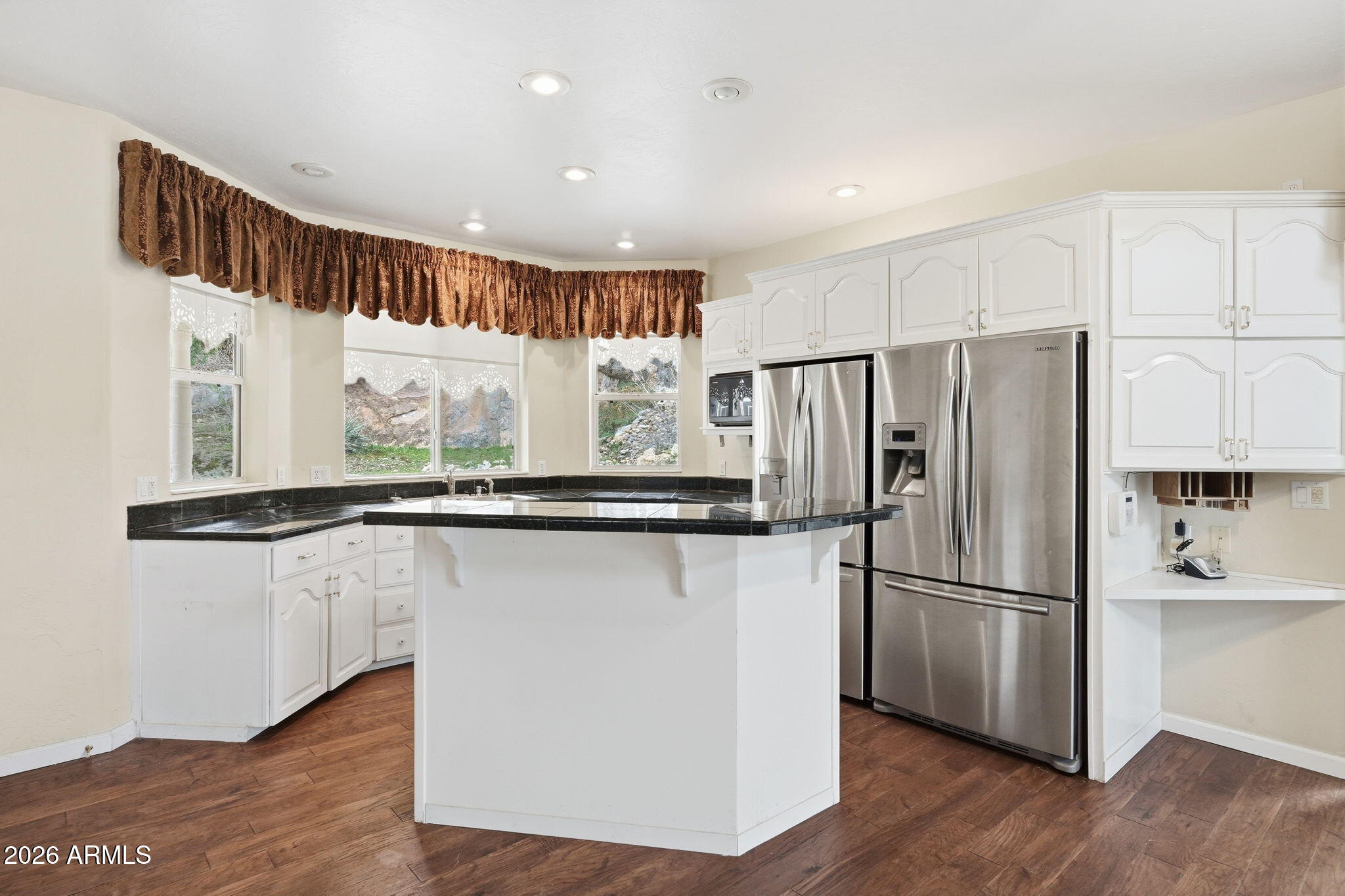3318 Black Canyon Road Heber, AZ 85928 - Photo 13 of 80 Kitchen