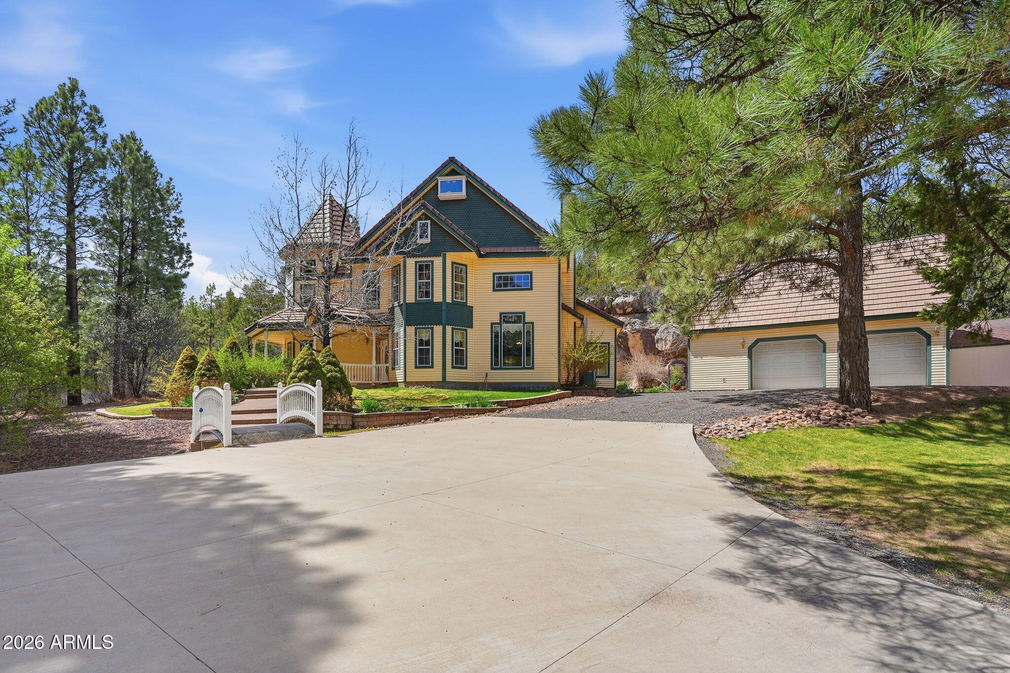 3318 Black Canyon Road Heber, AZ 85928 - Photo 59 of 80 Driveway to home