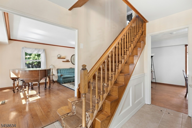 14 Tunnell Road Somerset, NJ 08873 - Photo 6 of 33 Gallery Image 6