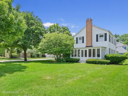 $799,000 | 541 East Hickory Street, Hinsdale, IL 60521