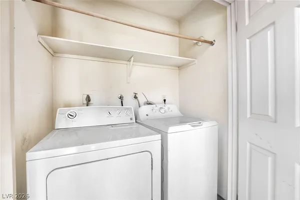 $1,300 | 5062 River Glen Drive, Unit 151, Las Vegas, NV 89103