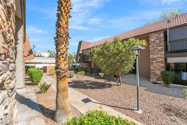 $1,300 | 5062 River Glen Drive, Unit 151, Las Vegas, NV 89103