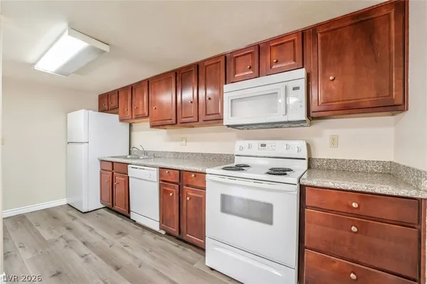 $1,300 | 5062 River Glen Drive, Unit 151, Las Vegas, NV 89103