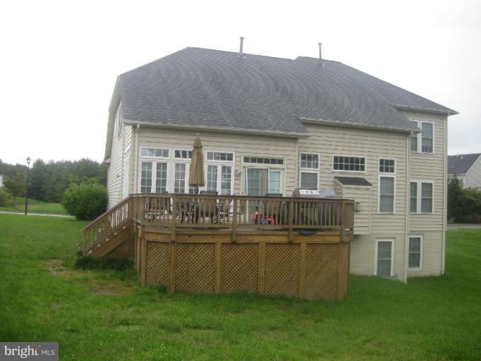 18438 Cattail Spring Drive Leesburg, VA 20176 - Photo 1 of 2 Exterior (Rear)