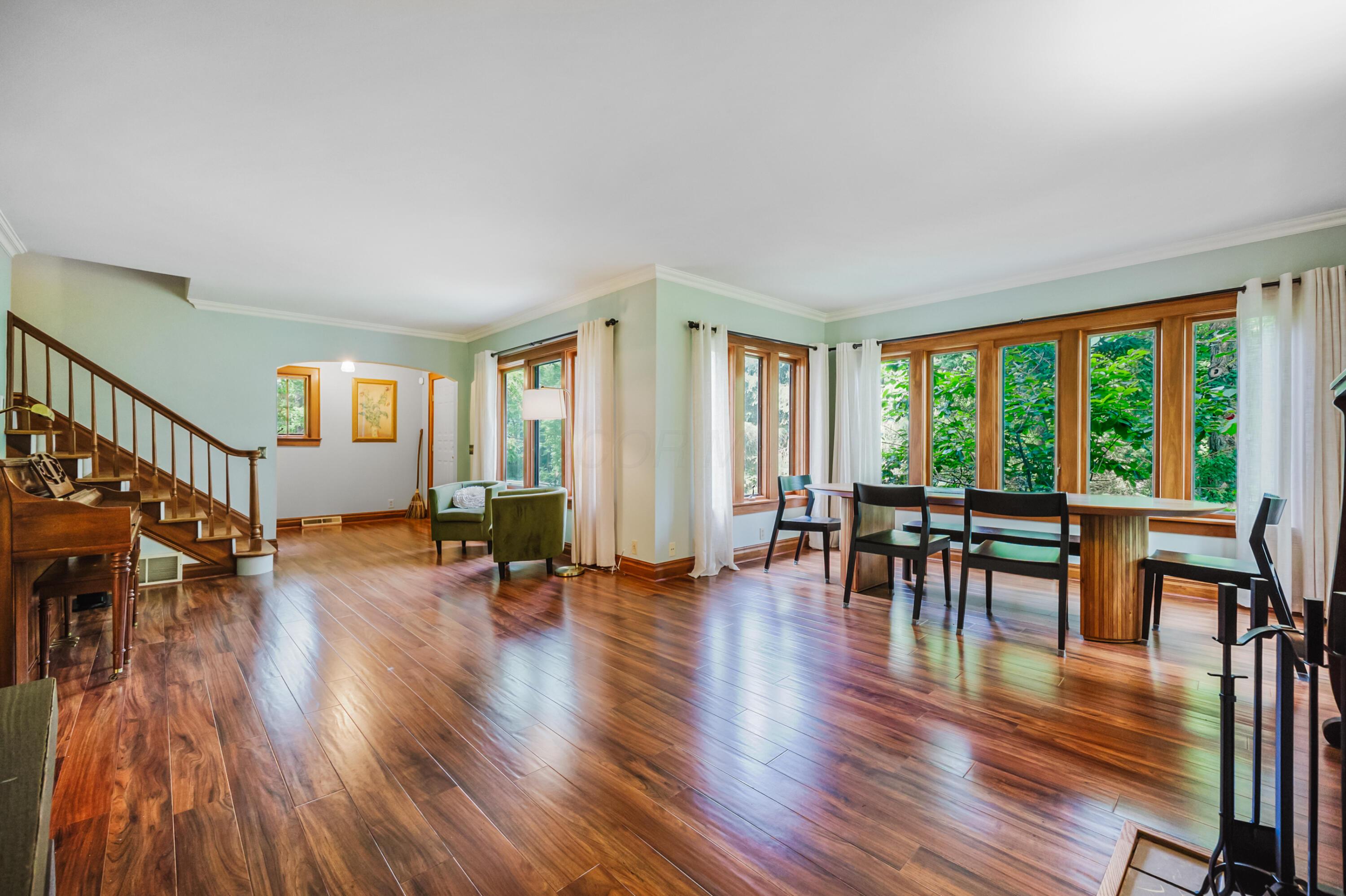 8289 Olentangy River Road Columbus, OH 43235 - Photo 11 of 71