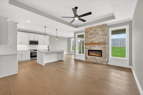 $523,796 | 25050 West 94th Terrace, Lenexa, KS 66227