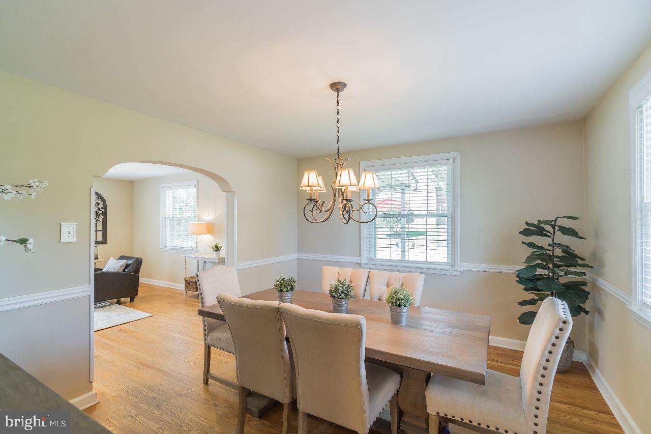 13 Raymond Road Broomall, PA 19008 - Photo 8 of 31 Lovely Curbed Archway Opens to Living Room