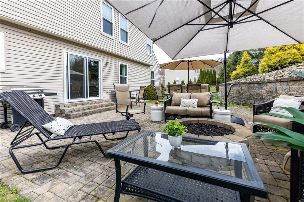 254 Cliffside Drive Mars, PA 16046 - Photo 25 of 25 a backyard of a house with seating space