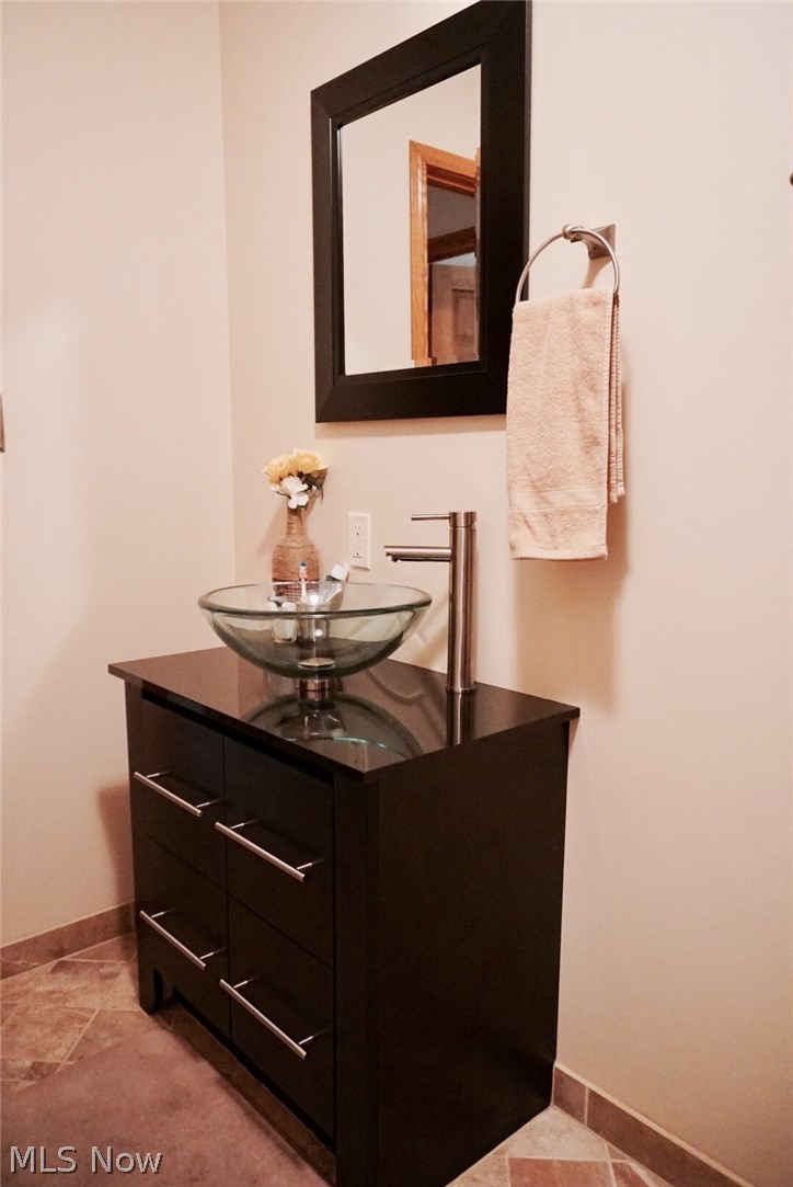 47 Herbert Road Sherrodsville, OH 44675 - Photo 20 of 35 Gallery Image 20