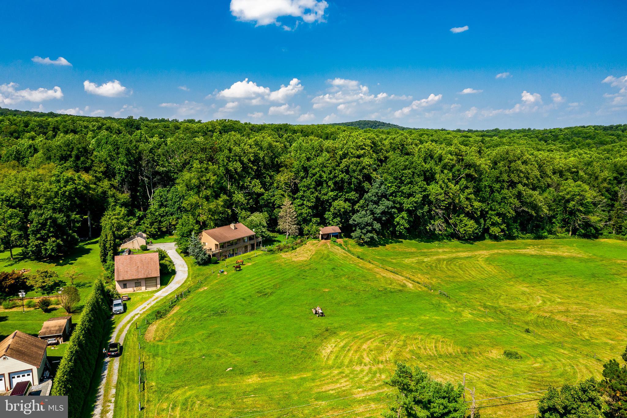 2803 Ridge Road Elverson, PA 19520 - Photo 4 of 17 Gallery Image 4